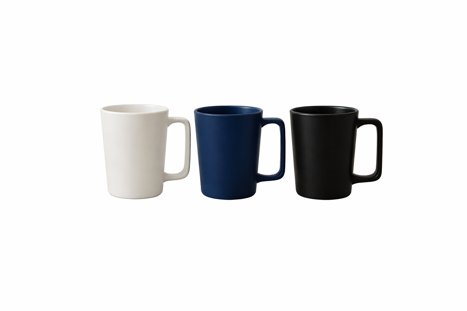 Ceramic cup with wide grip